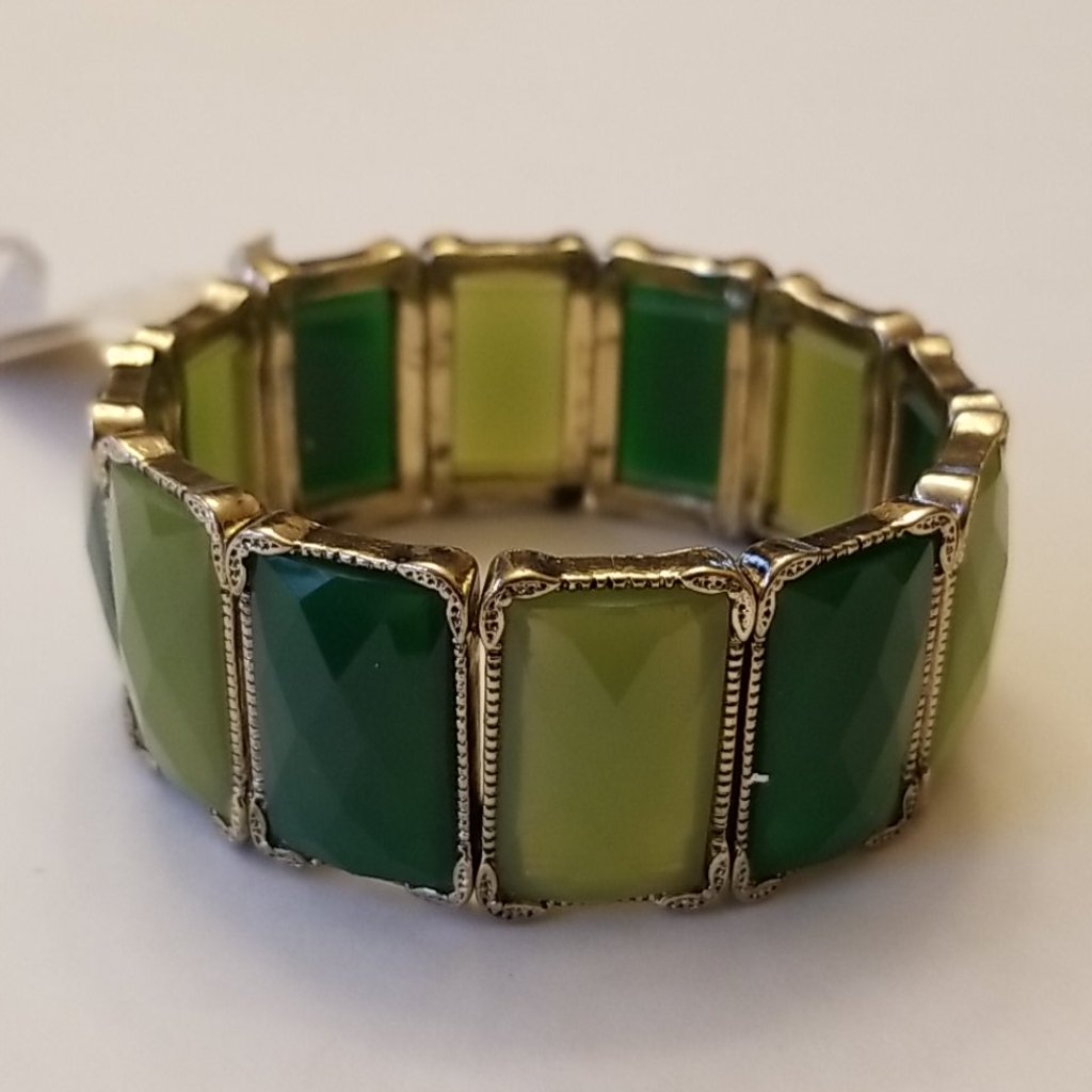 2028 Shades Of Green Faceted Bracelet 10$